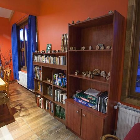The Singing Lamb Bed & Breakfast Puerto Natales Bagian luar foto